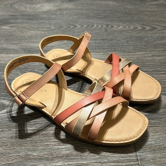 Cat and Jack Hook and Loop Strappy Sandals Pink Rose Gold Metallic Size 4 - Picture 4 of 8